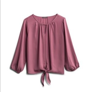 Like New! West Kei Tie Front Blouse